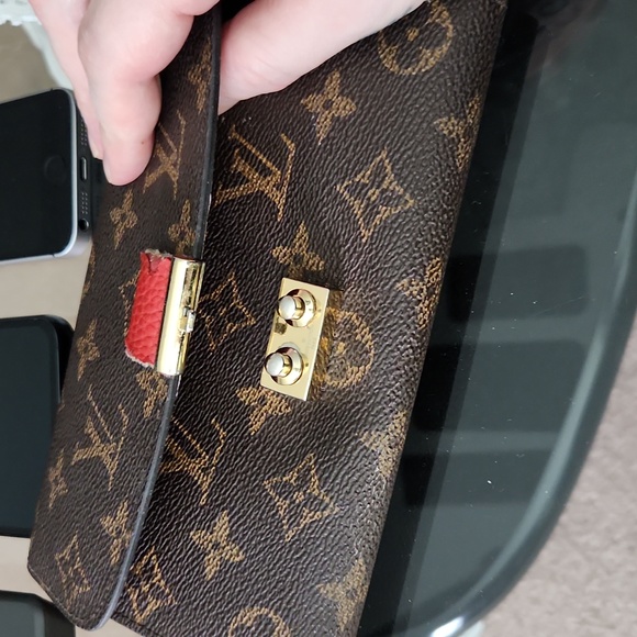 Louis Vuitton clutch (no strap) - Picture 4 of 6